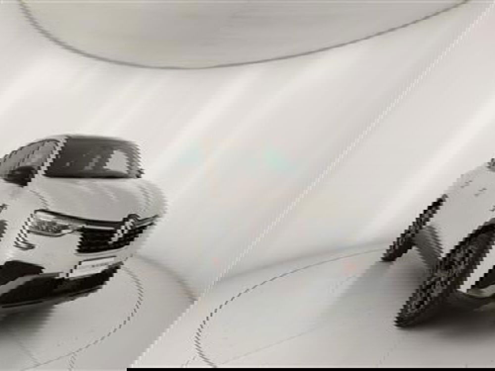 Renault Arkana usata a Bari (11)