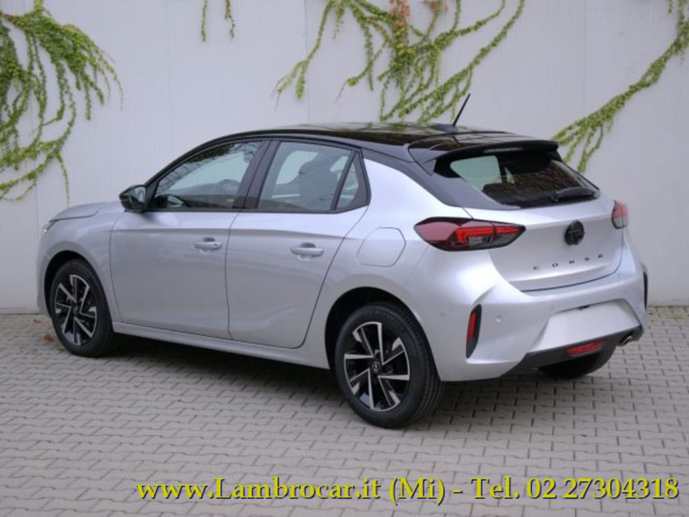 Opel Corsa nuova a Milano (15)