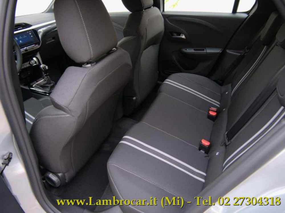 Opel Corsa nuova a Milano (5)
