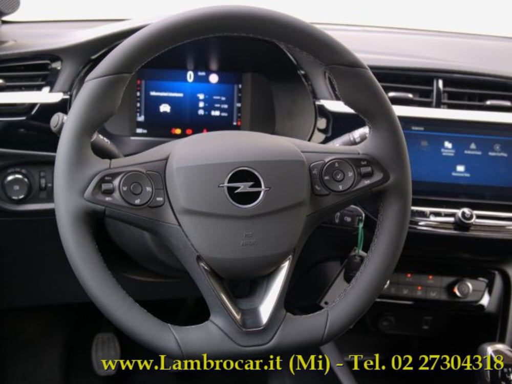Opel Corsa nuova a Milano (6)