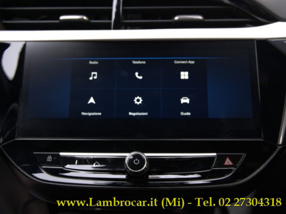 Opel Corsa nuova a Milano (7)