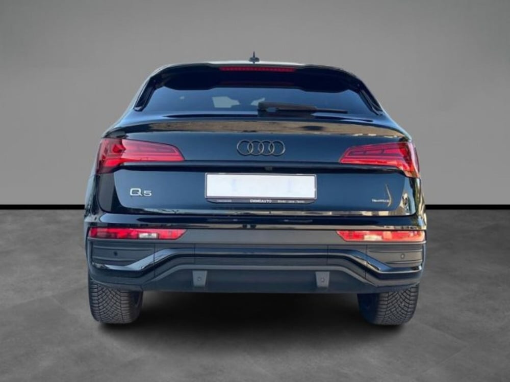 Audi Q5 Sportback usata a Lecce (4)