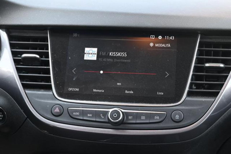 Opel Crossland X usata a Torino (16)