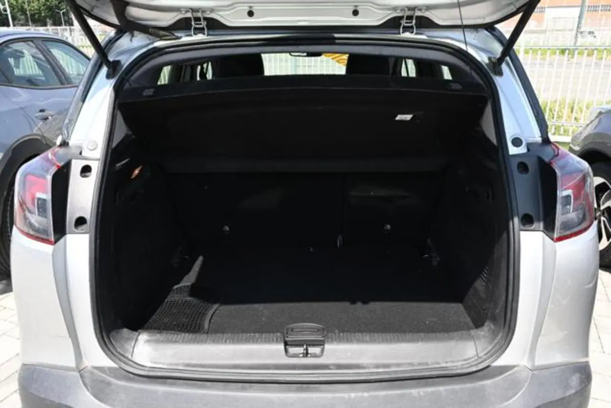 Opel Crossland X usata a Torino (7)