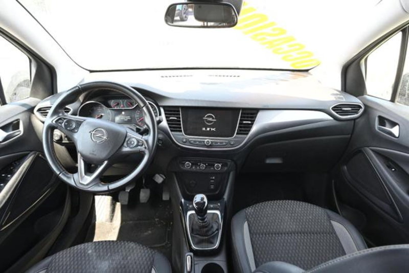 Opel Crossland X usata a Torino (9)