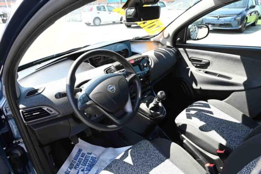 Lancia Ypsilon usata a Torino (12)