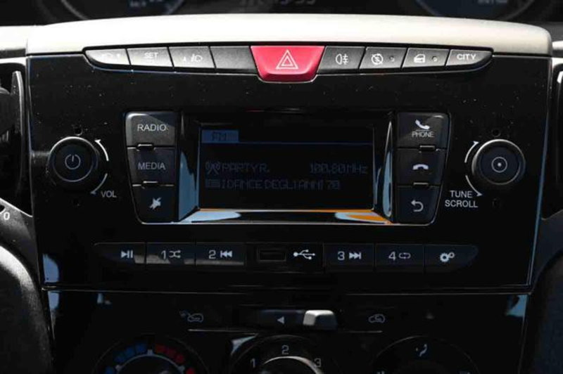Lancia Ypsilon usata a Torino (18)