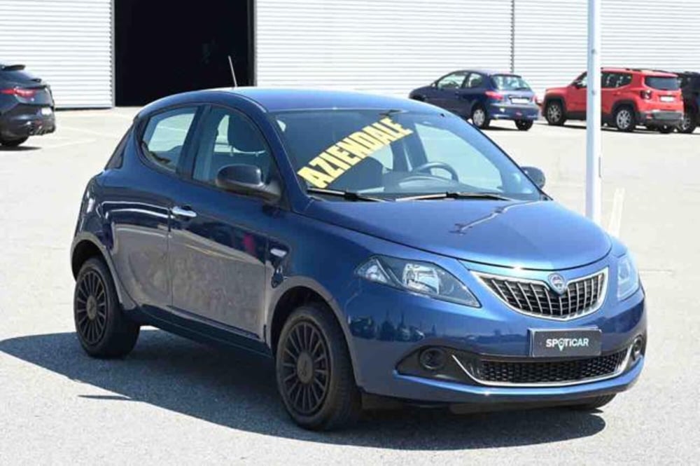 Lancia Ypsilon usata a Torino (3)