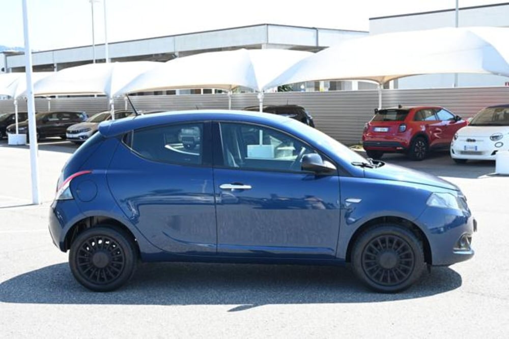 Lancia Ypsilon usata a Torino (4)