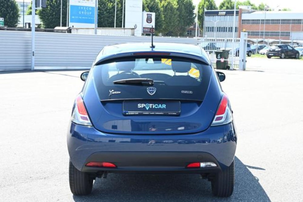 Lancia Ypsilon usata a Torino (6)