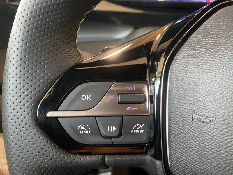 Peugeot 308 SW nuova a Torino (12)