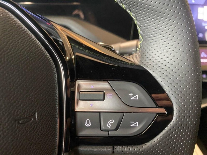 Peugeot 308 SW nuova a Torino (13)