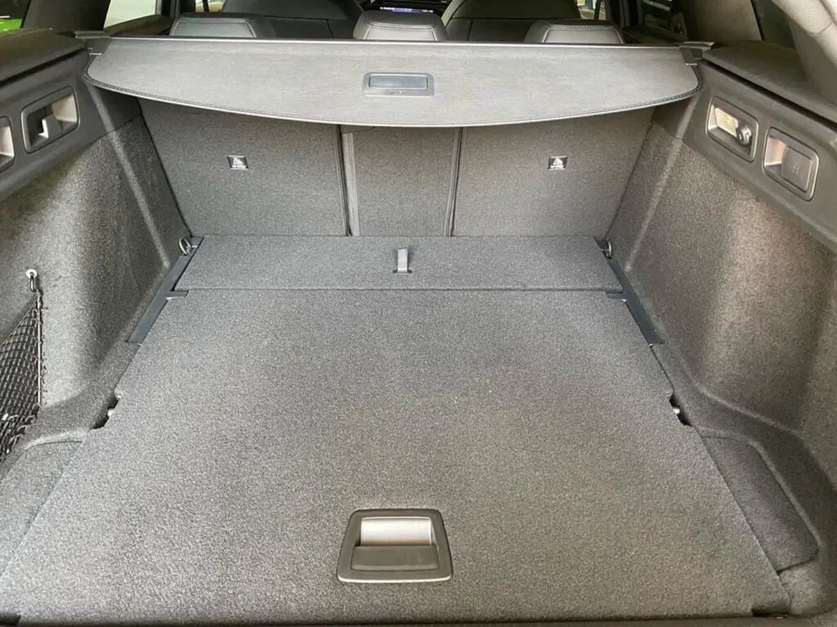Peugeot 308 SW nuova a Torino (9)