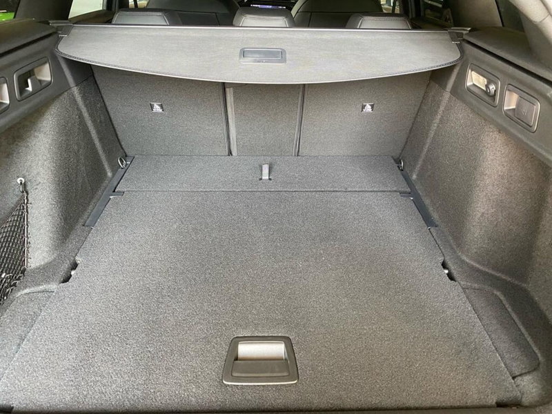 Peugeot 308 SW nuova a Torino (9)