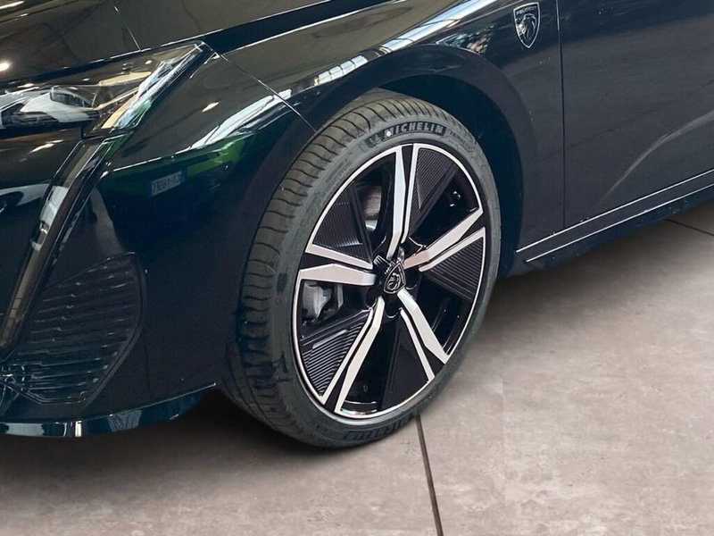 Peugeot 308 SW nuova a Torino (15)