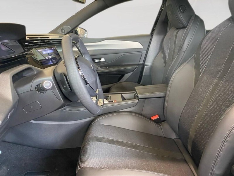 Peugeot 308 SW nuova a Torino (7)