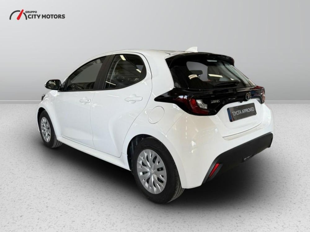 Toyota Yaris Cross nuova a Monza e Brianza (4)