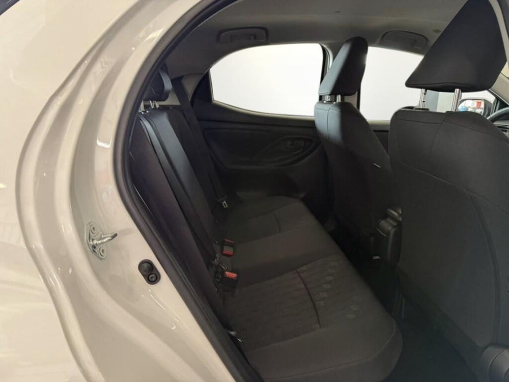 Toyota Yaris Cross nuova a Monza e Brianza (10)