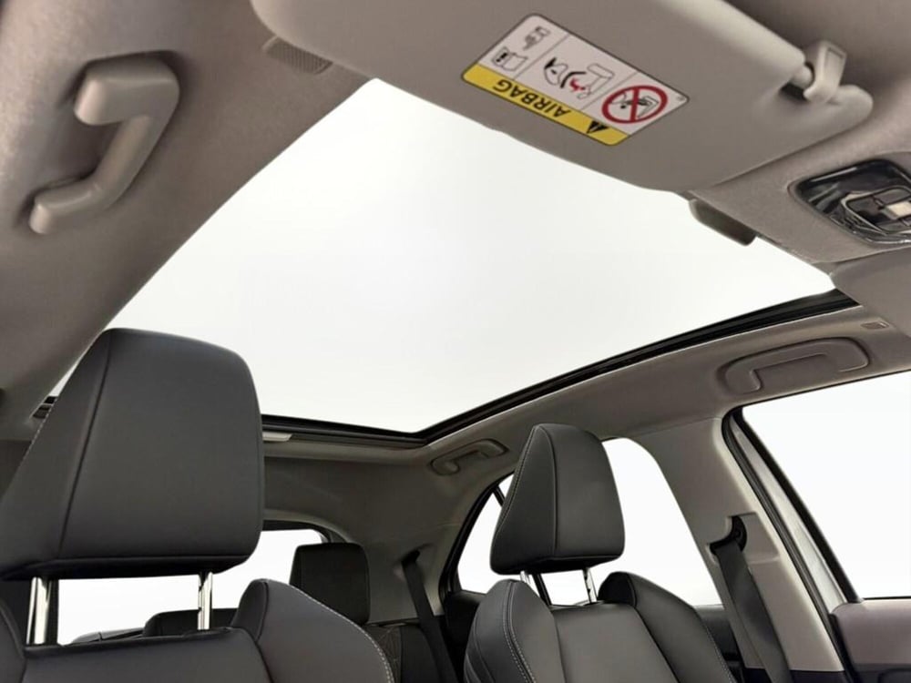 Toyota Yaris Cross nuova a Monza e Brianza (10)