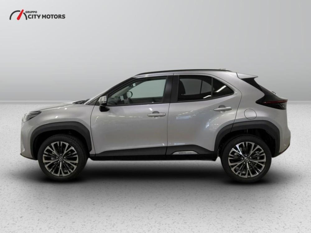 Toyota Yaris Cross nuova a Monza e Brianza (3)