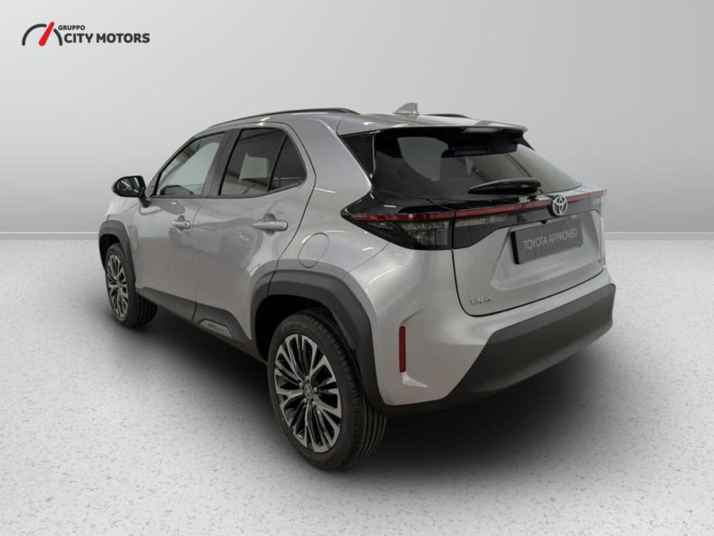 Toyota Yaris Cross nuova a Monza e Brianza (4)