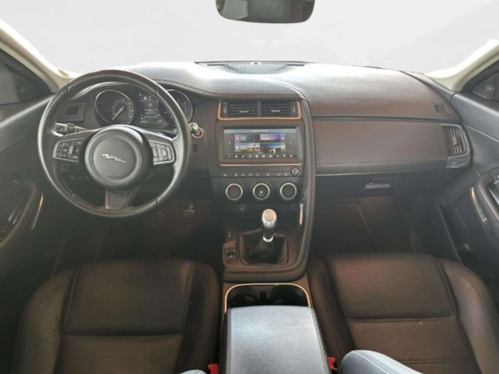 Jaguar E-Pace usata a Siena (5)