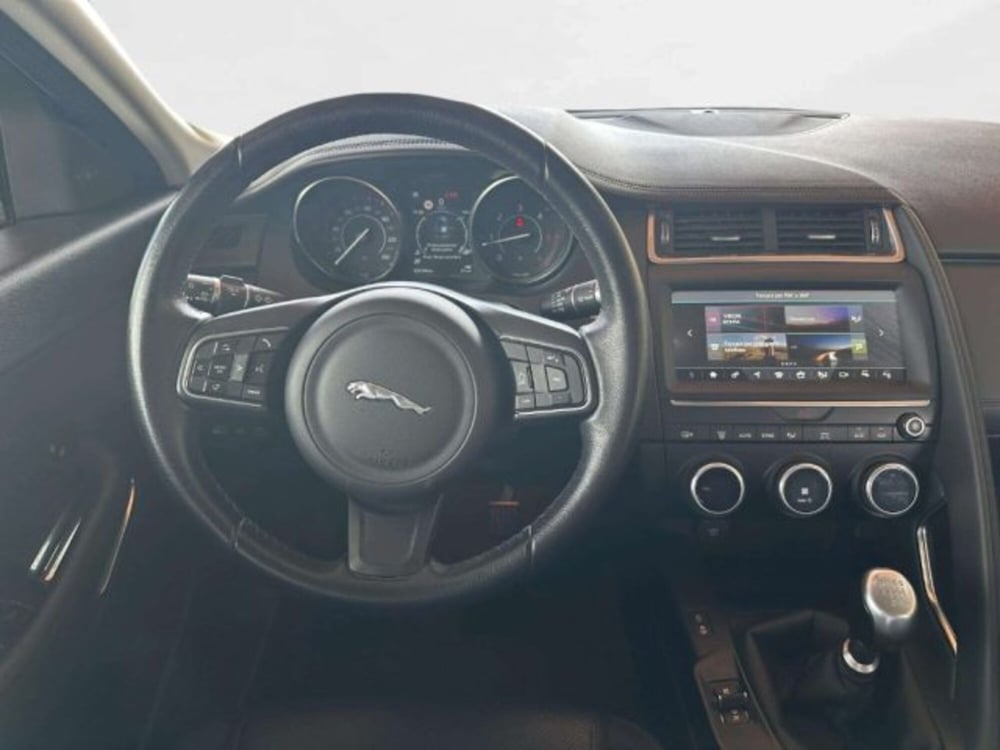Jaguar E-Pace usata a Siena (6)
