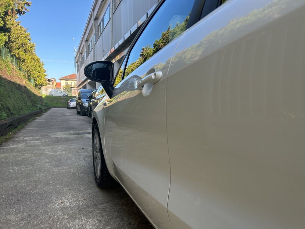 Kia Rio usata a Vercelli (12)