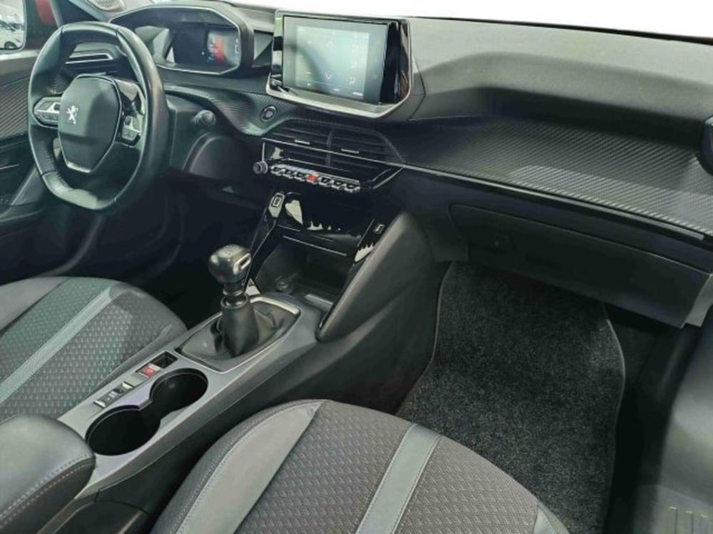 Peugeot 2008 usata a Catania (9)