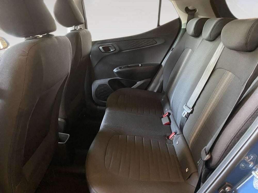 Hyundai i10 nuova a Torino (8)