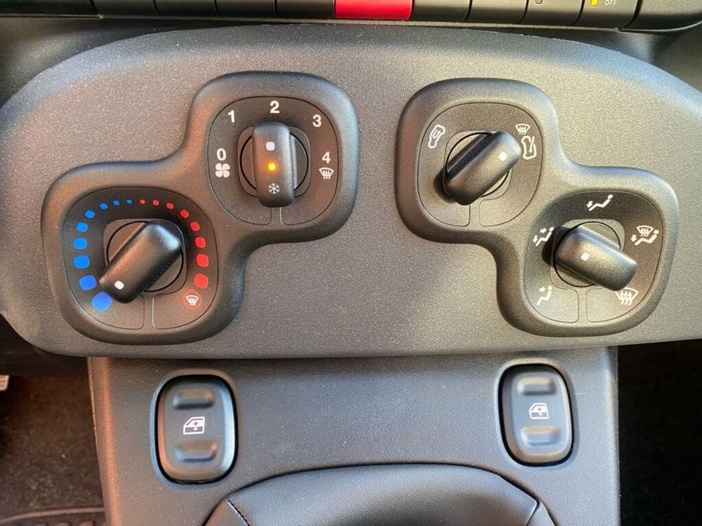 Fiat Panda Cross nuova a Torino (11)