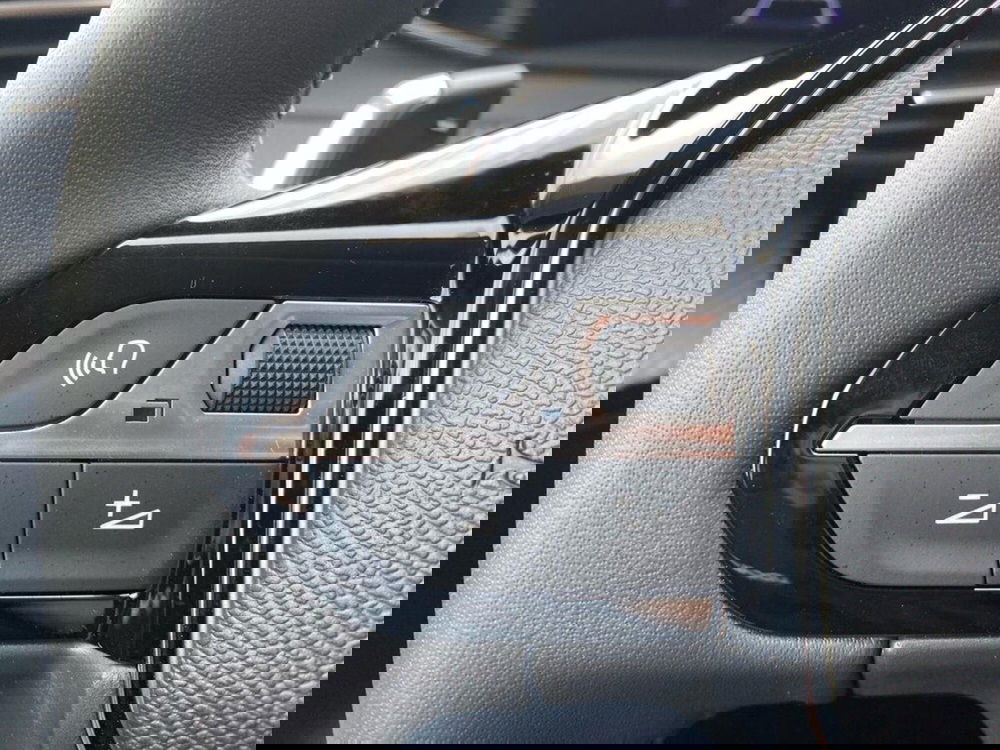 Peugeot 208 nuova a Torino (12)