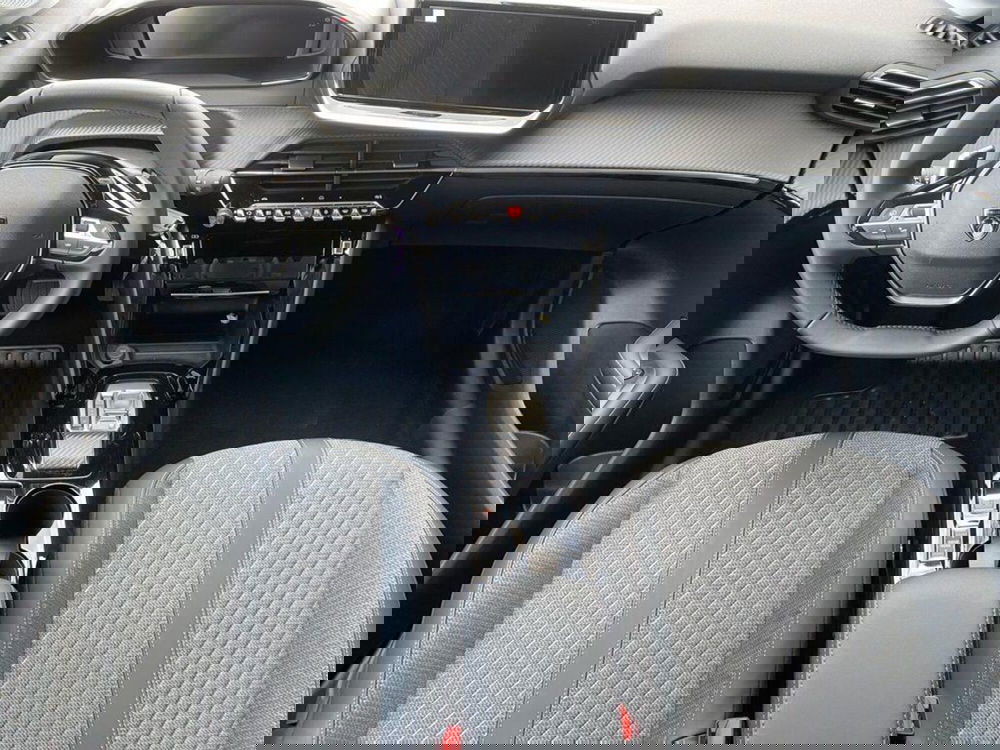 Peugeot 208 nuova a Torino (6)