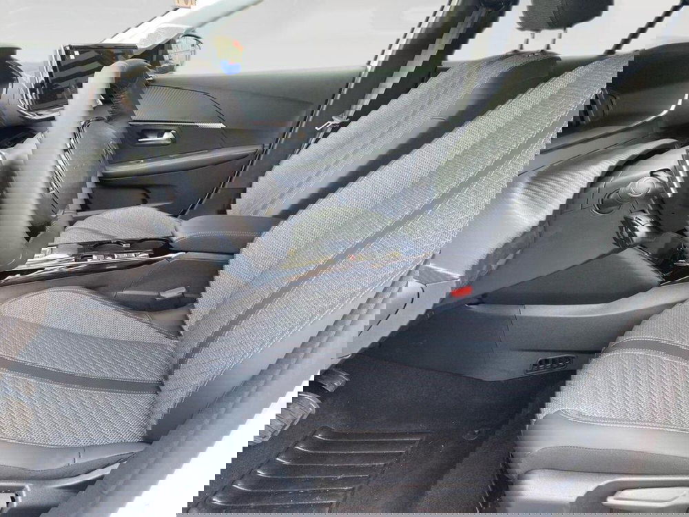 Peugeot 208 nuova a Torino (7)