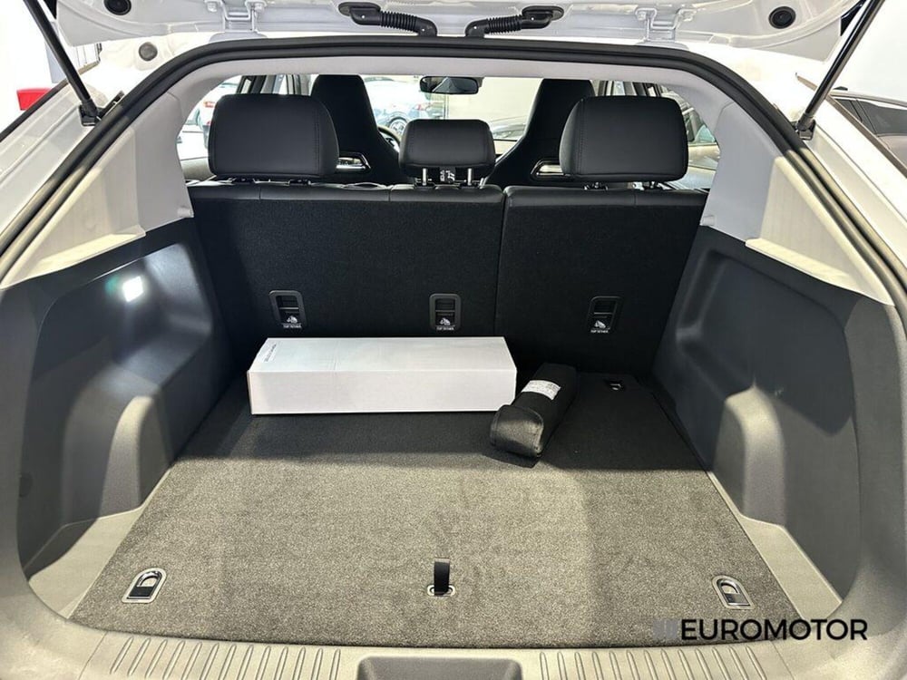 Omoda Omoda 5 SHS-H nuova a Bari (12)