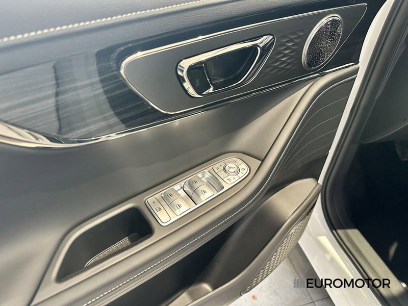 Omoda Omoda 5 SHS-H nuova a Bari (14)