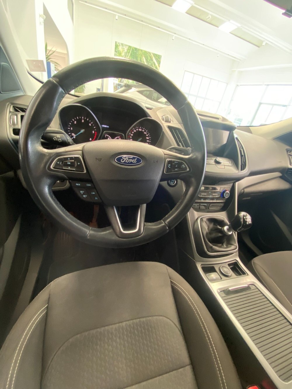 Ford Kuga usata a Sassari (8)