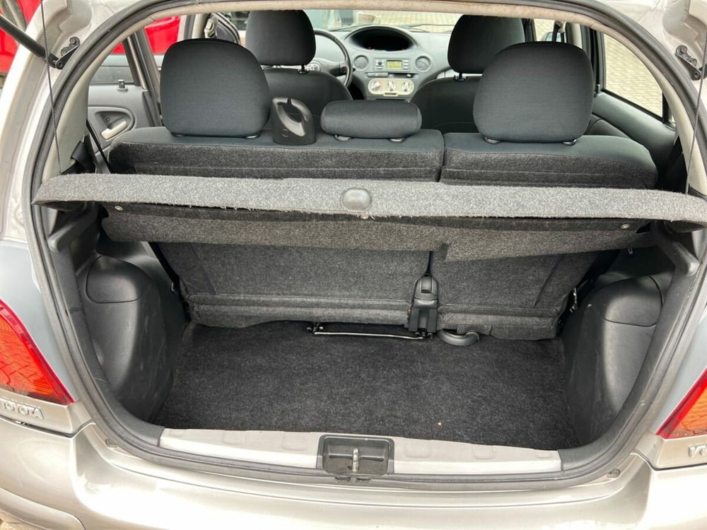 Toyota Yaris usata a Sondrio (12)