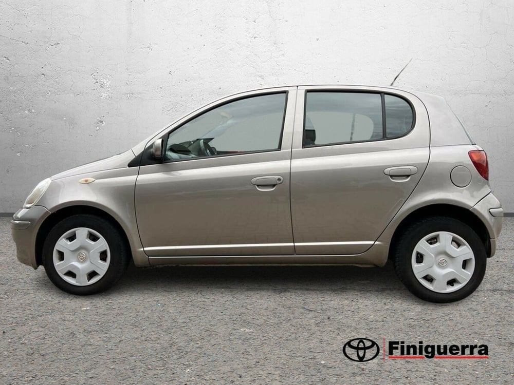 Toyota Yaris usata a Sondrio (6)