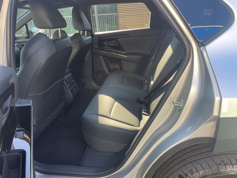 Toyota bZ4X nuova a Piacenza (10)