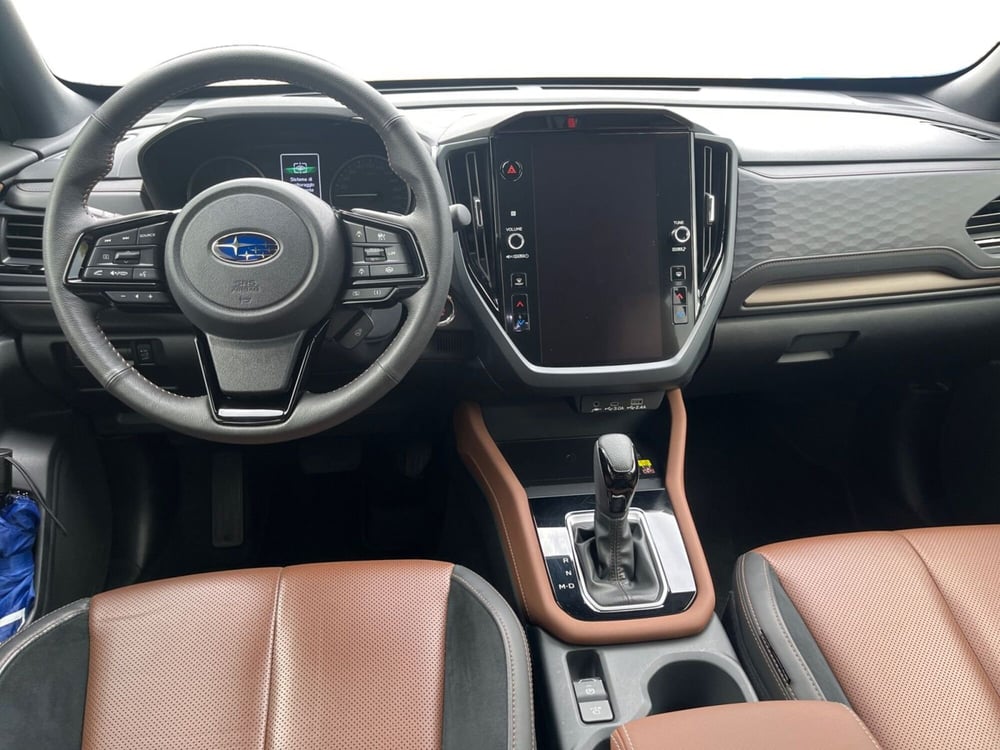 Subaru Forester nuova a Modena (10)