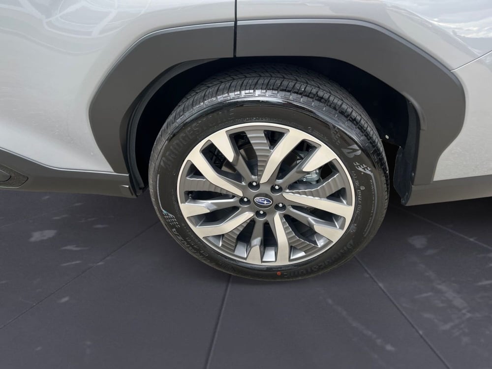 Subaru Forester nuova a Modena (14)