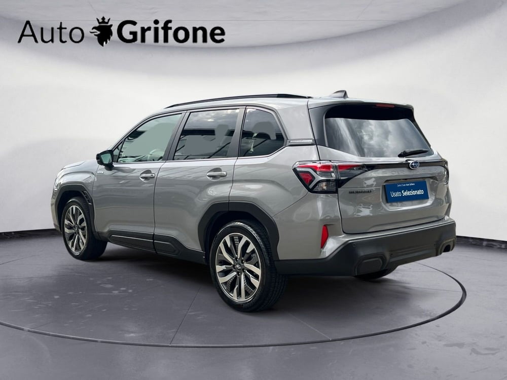 Subaru Forester nuova a Modena (3)