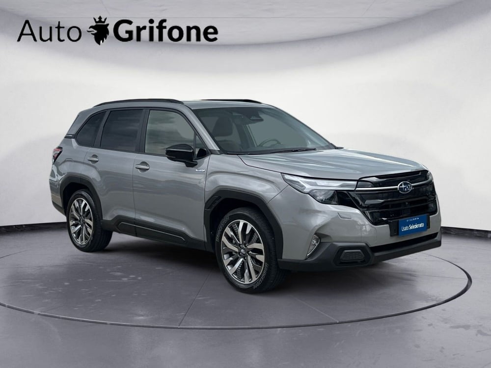 Subaru Forester nuova a Modena (7)