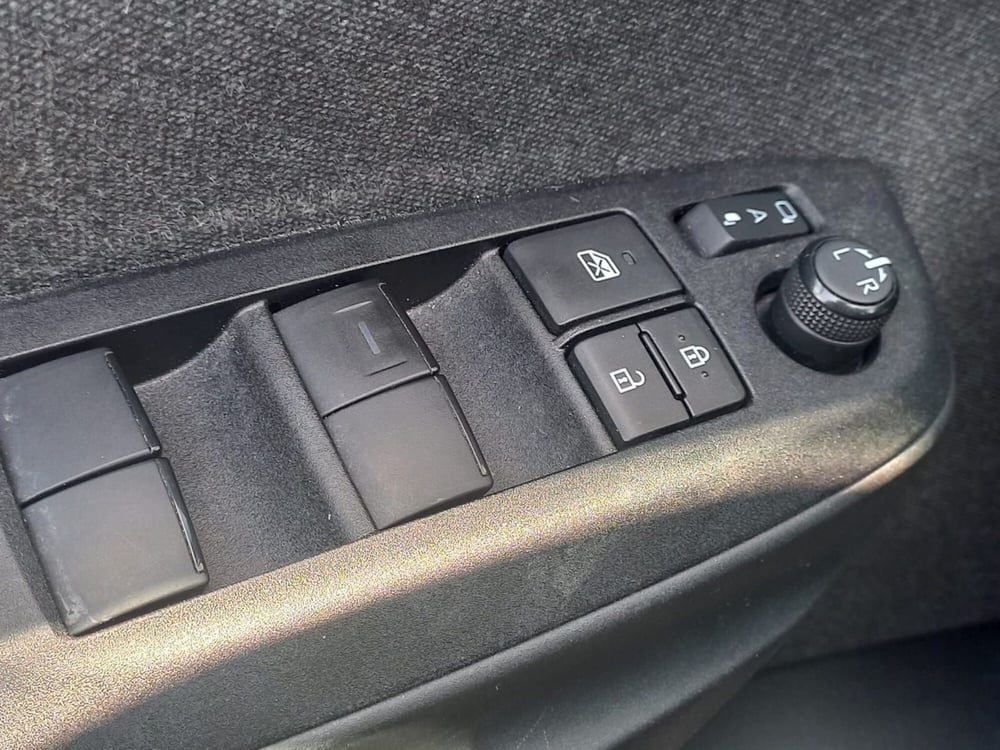 Toyota Yaris usata a Brescia (14)