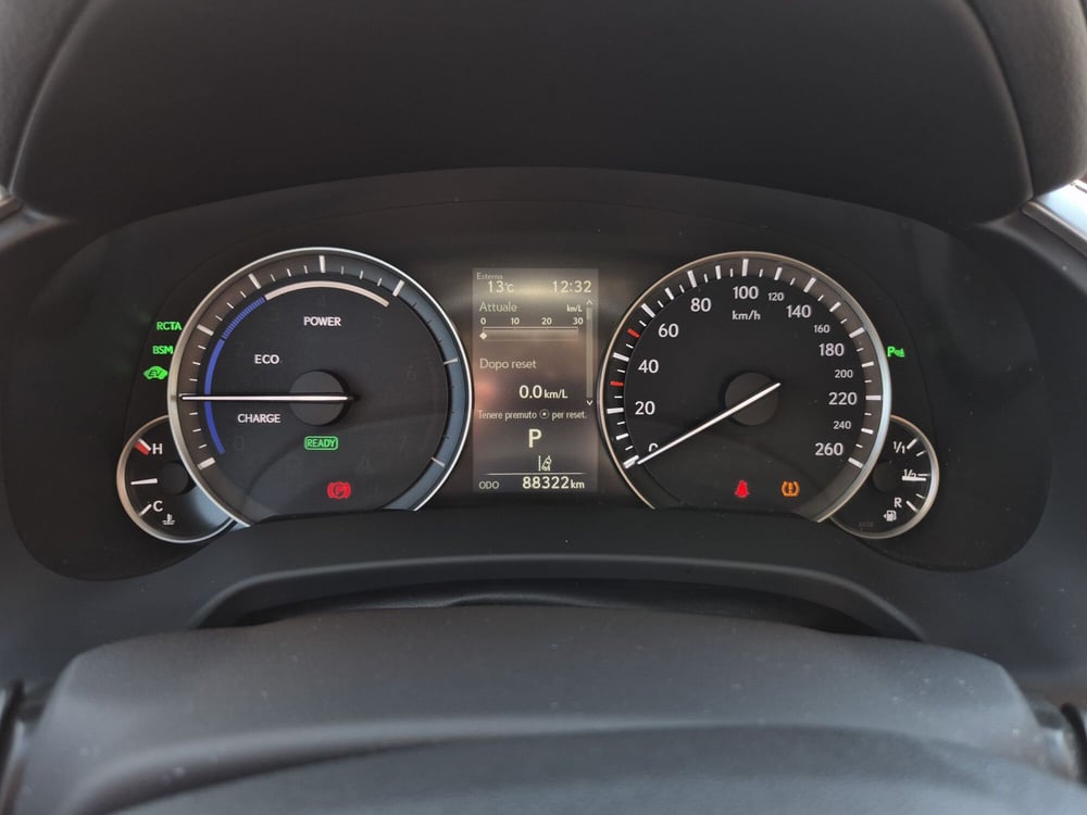 Lexus RX usata a Genova (14)