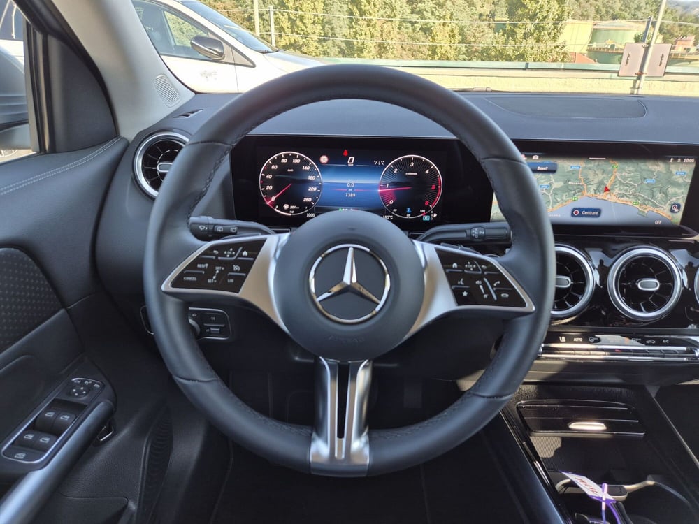 Mercedes-Benz GLA SUV usata  (19)