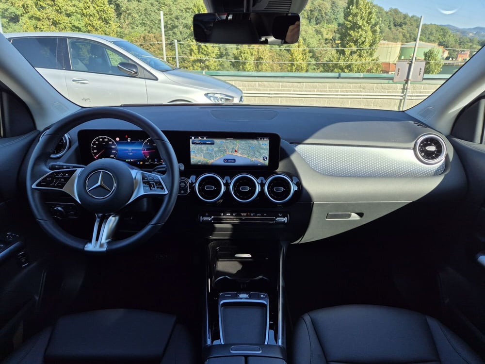 Mercedes-Benz GLA SUV usata  (8)