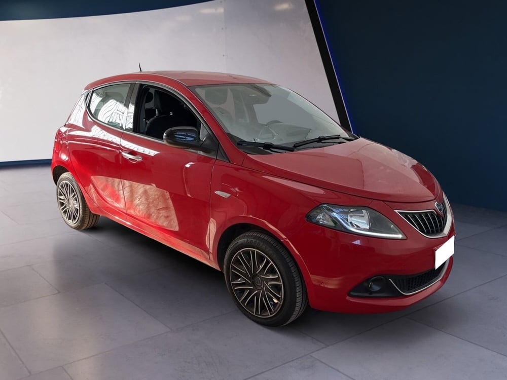Lancia Ypsilon usata a Torino (3)