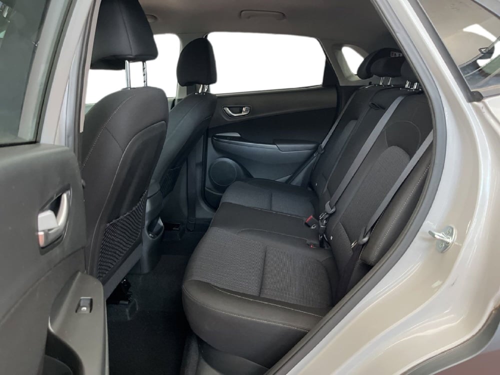 Hyundai Kona usata a Torino (7)